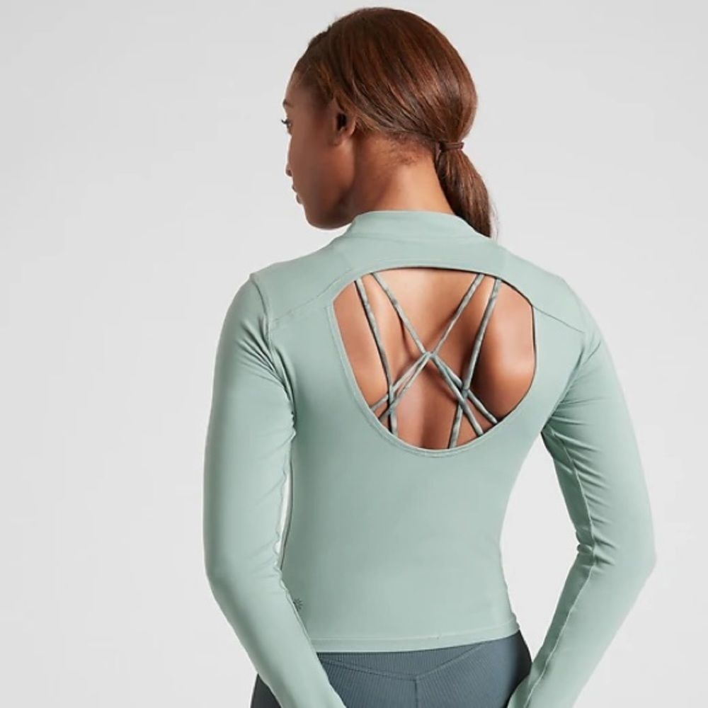 Athleta Shanti Mock Neck Top Size M